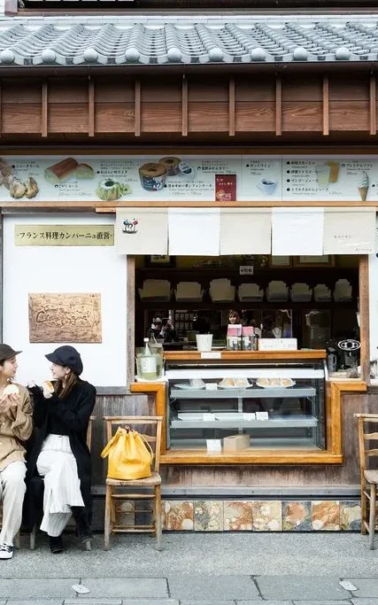 japanese-theme-base-small-tea-shop-design-ideas